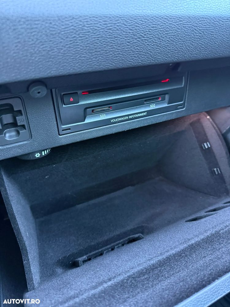 Volkswagen Passat 1.6 TDI (BlueMotion Technology) DSG Comfortline - 39