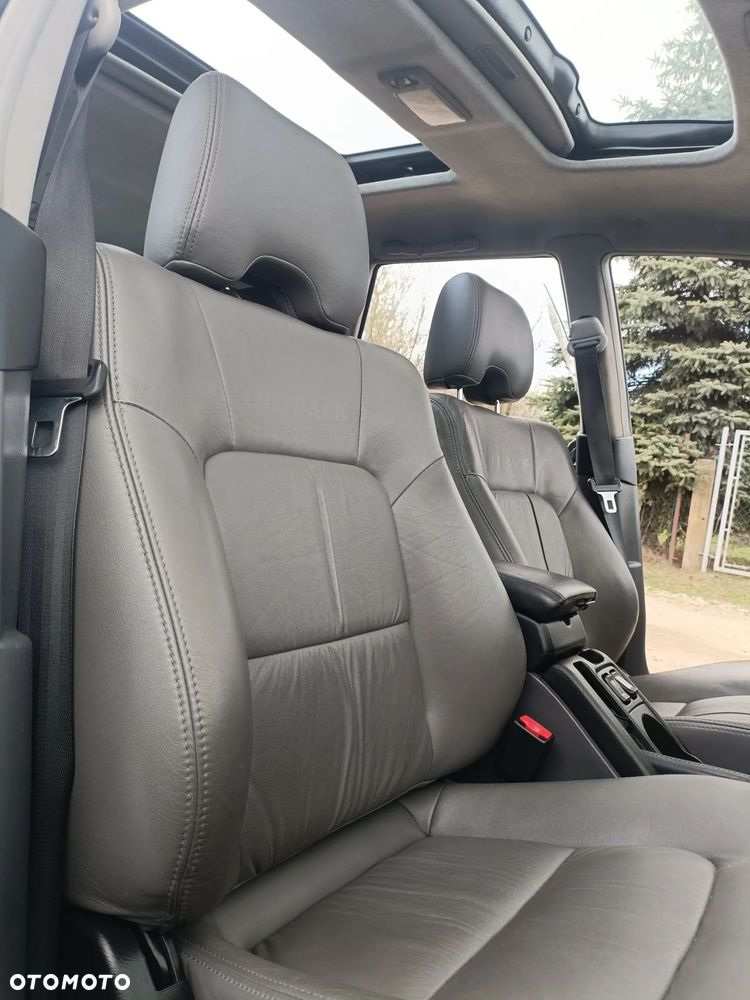 Subaru Outback 3.0 H6 - 14