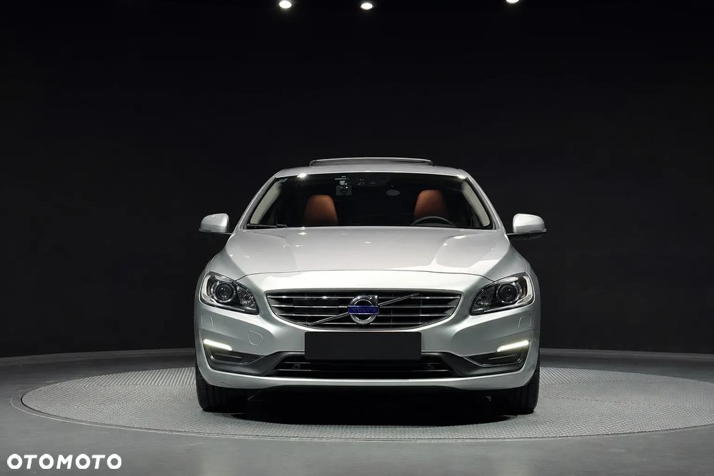 Volvo S60 T5 Drive-E Summum - 4