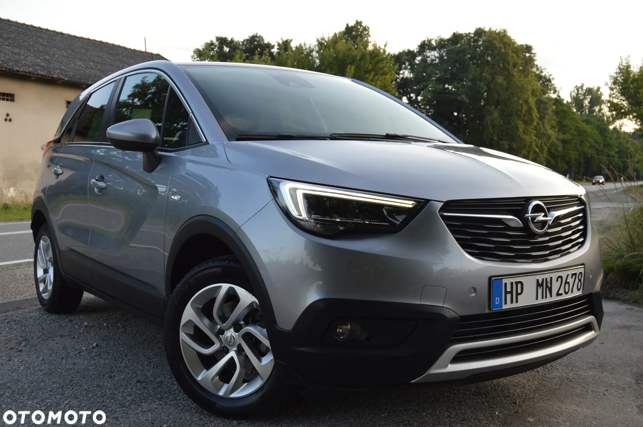 Opel Crossland X 1.2 T Design Line S&S - 4