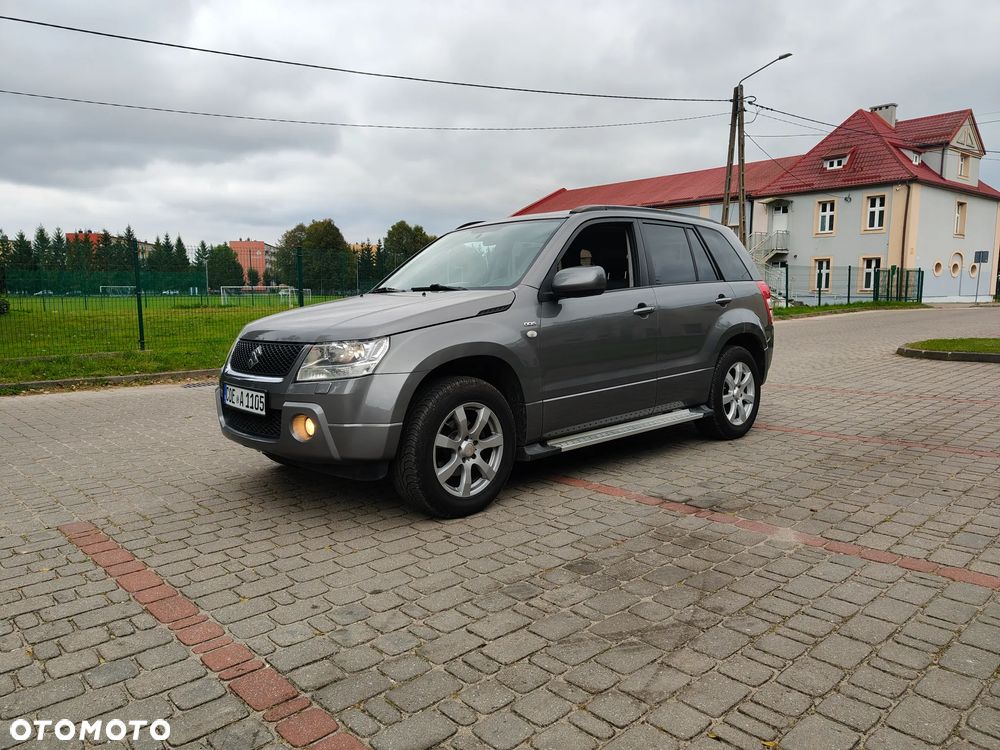 Suzuki Grand Vitara 1.9 DDiS Premium - 19
