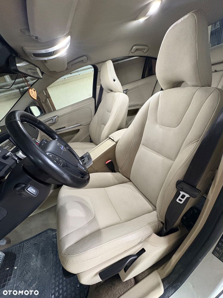 Volvo S60 - 11