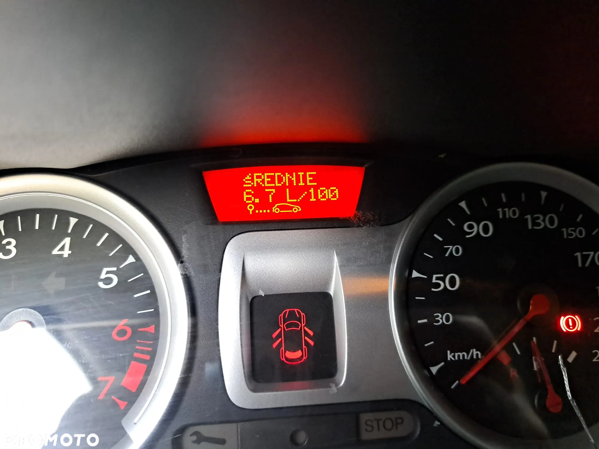Renault Clio 1.2 16V 75 TomTom Edition - 12