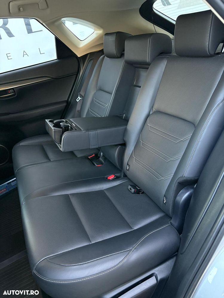 Lexus Seria NX 300h AWD Luxury - 9