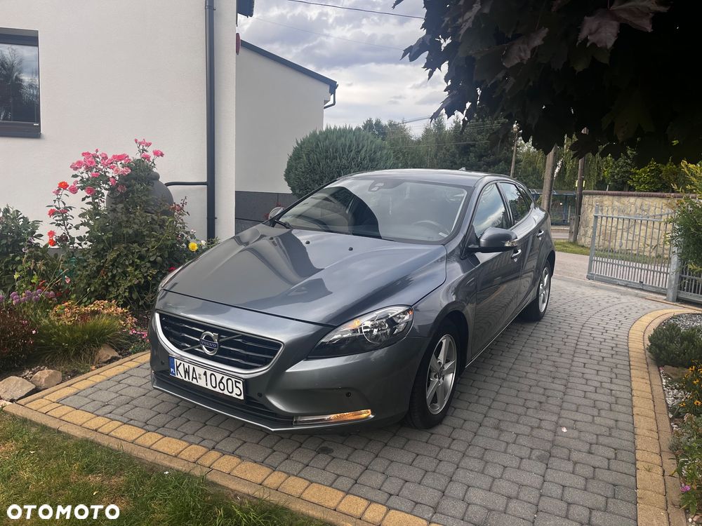 Volvo V40 D2 Drive-E Dynamic Edition - 1