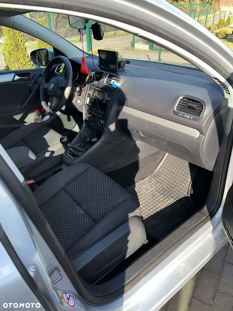 Volkswagen Golf 1.6 Comfortline - 16