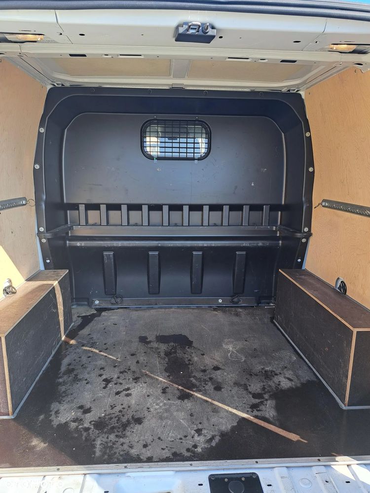 Ford Transit Custom - 13