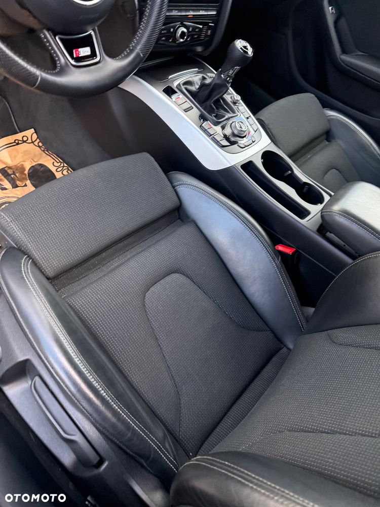 Audi A4 Avant 2.0 TDI DPF clean diesel S line Sportpaket - 10