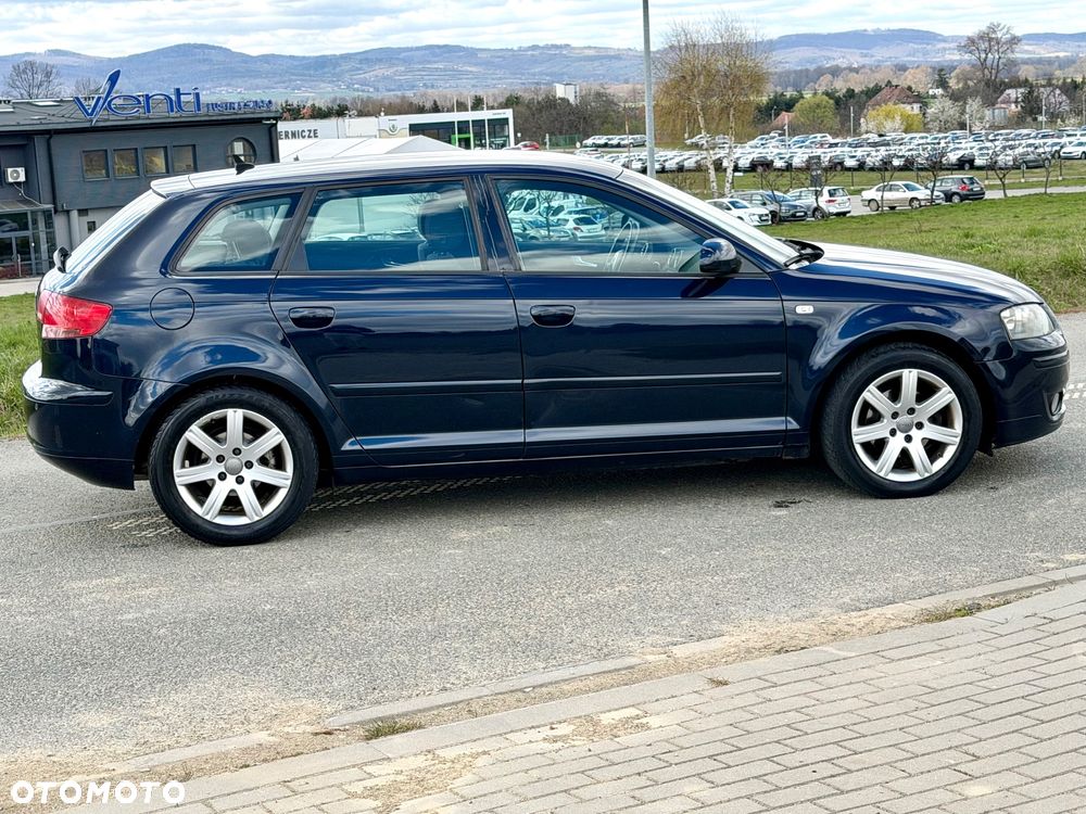 Audi A3 Sportback 1.9 TDI Ambiente - 11