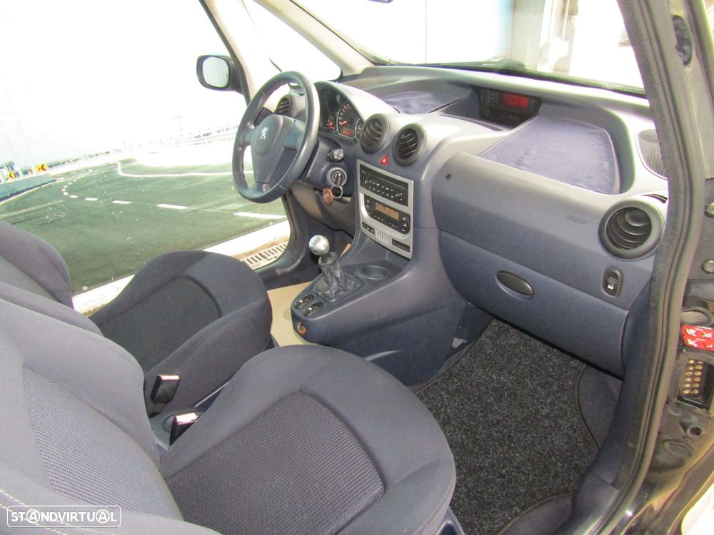 Peugeot 1007 1.4 HDi Sporty - 11