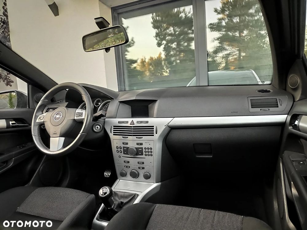 Opel Astra 1.6 Edition - 11