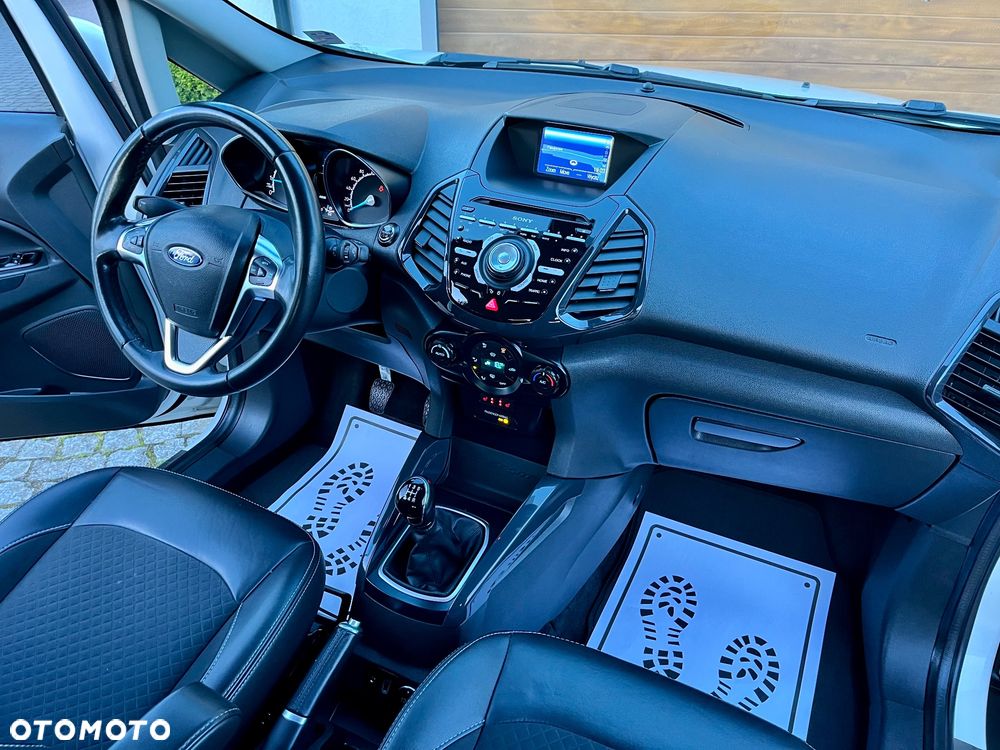 Ford EcoSport - 25