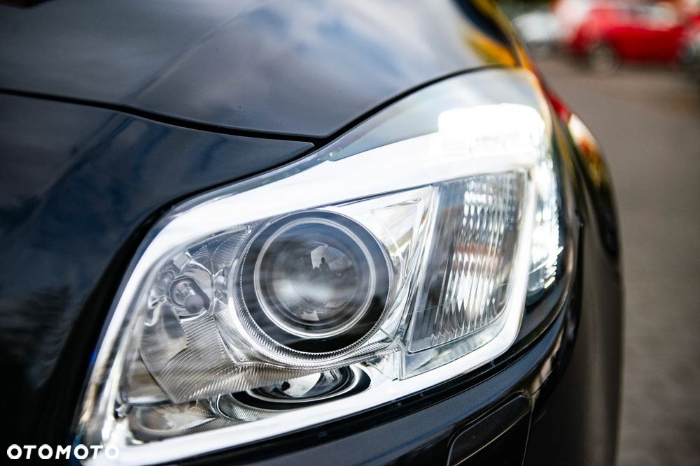 Opel Insignia 2.0 CDTI Sports Tourer Automatik Edition - 2