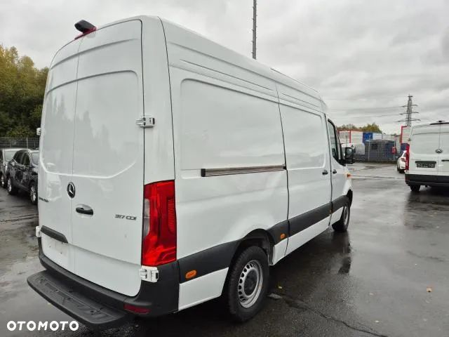 Mercedes-Benz Sprinter 317 - 4