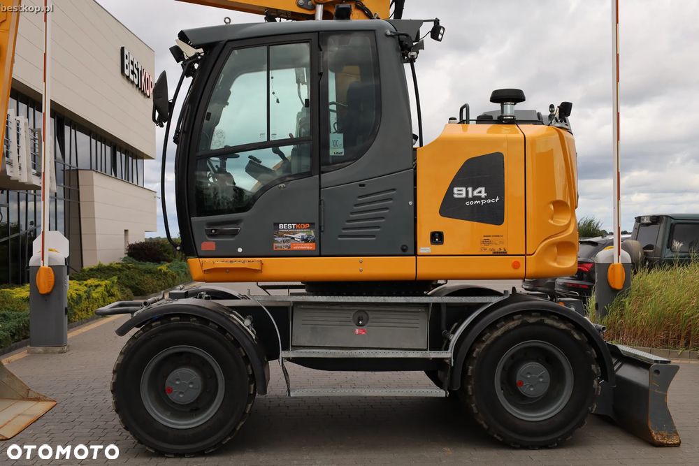 Liebherr A914 Compact Litronic - 12