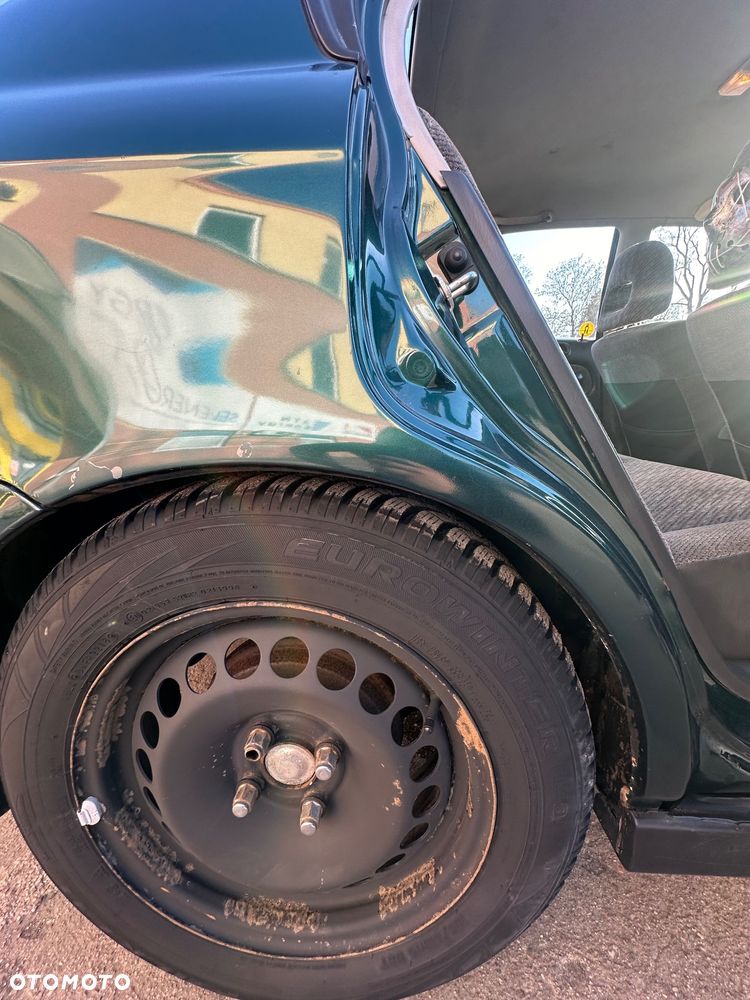 Honda Civic 1.5 LS - 11