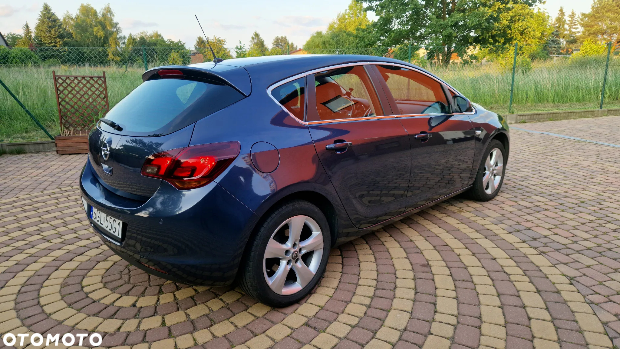 Opel Astra IV 1.4 Sport - 12