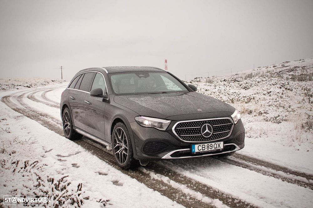 Mercedes-Benz E 300 de 4Matic All-Terrain - 24