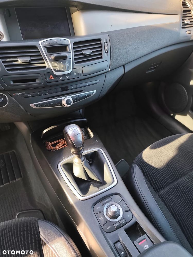 Renault Laguna 2.0 dCi FAP Privilege - 9