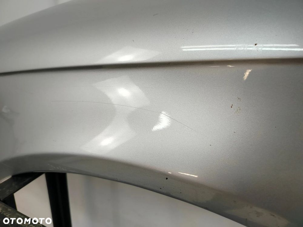AUDI A4 B7 04R-> BŁOTNIK LEWY PRZÓD PRZEDNI LY7W - 9