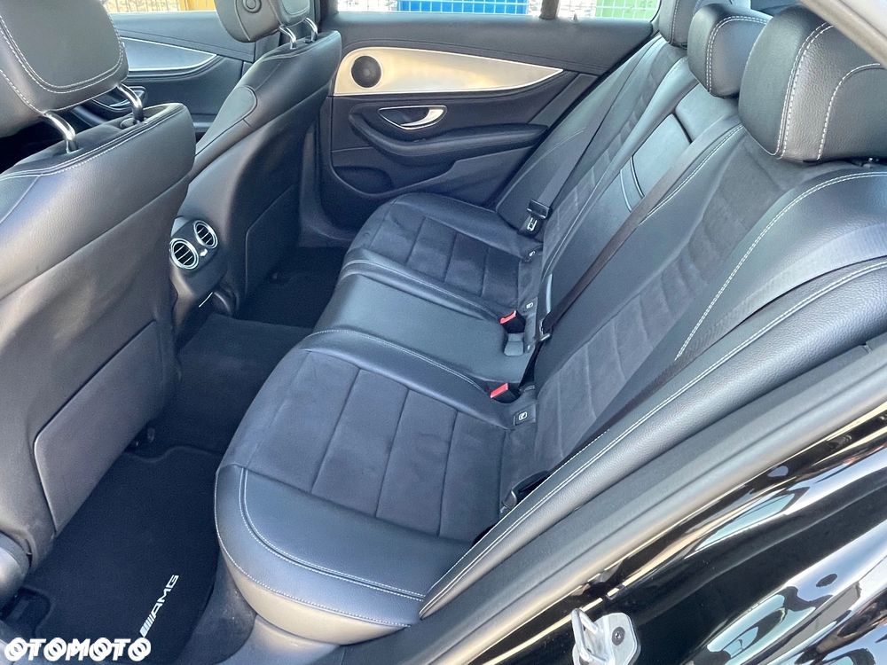 Mercedes-Benz Klasa E 220 d 9G-TRONIC AMG Line - 19