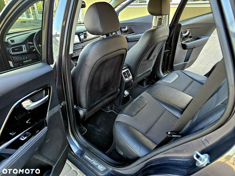 Kia Niro - 16