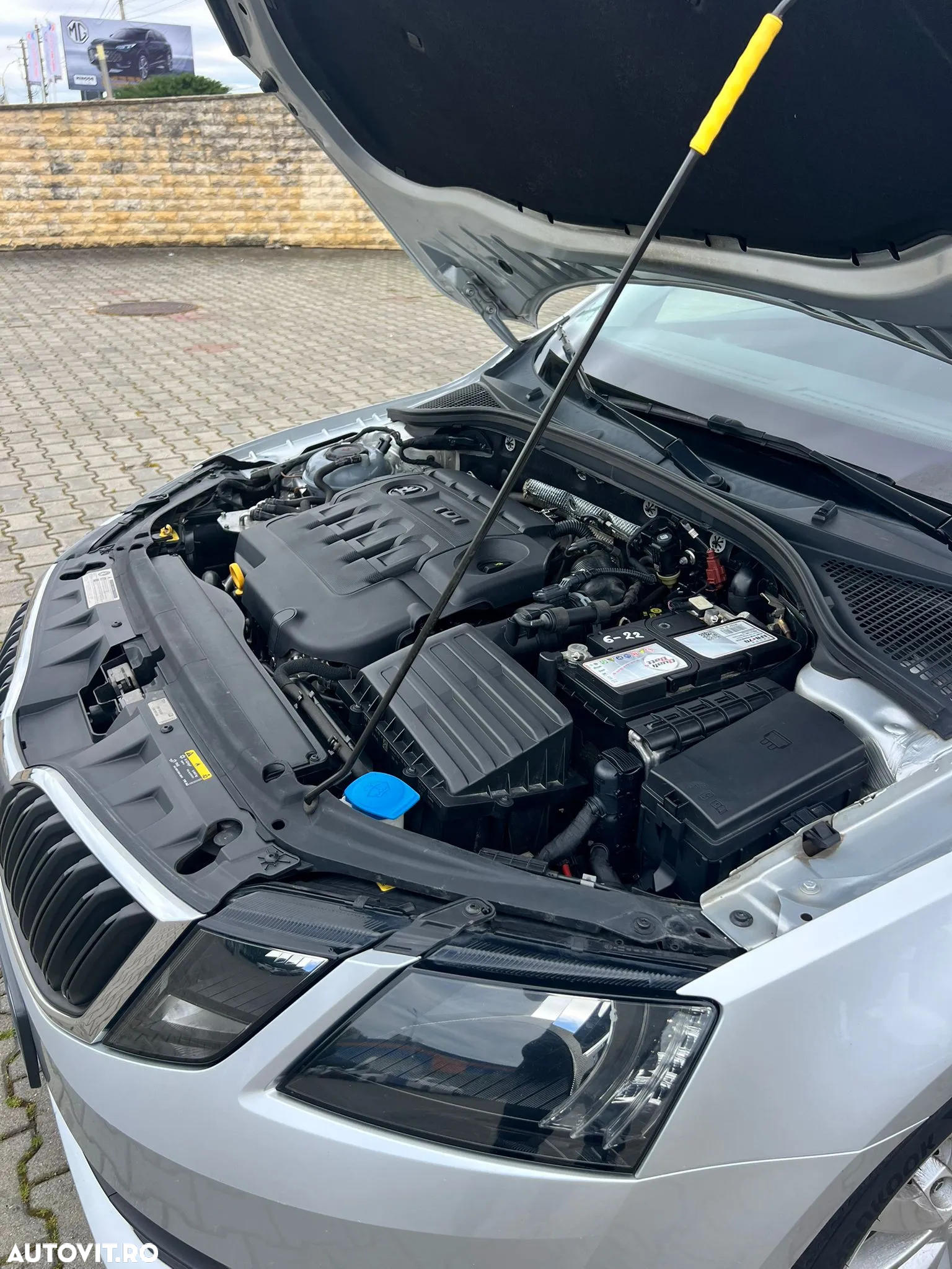 Skoda Octavia 1.6 TDI Avantaj - 27