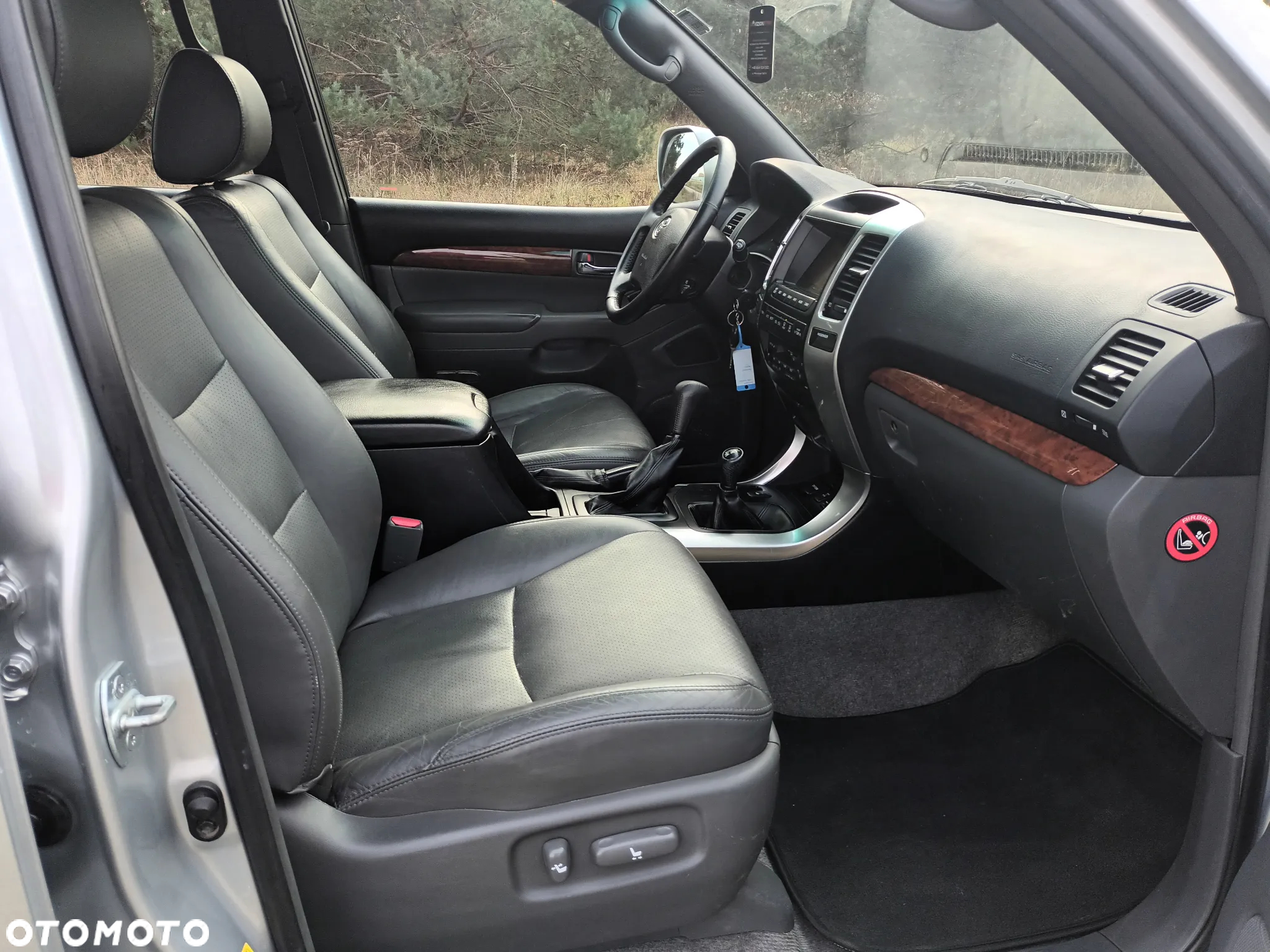 Toyota Land Cruiser - 15