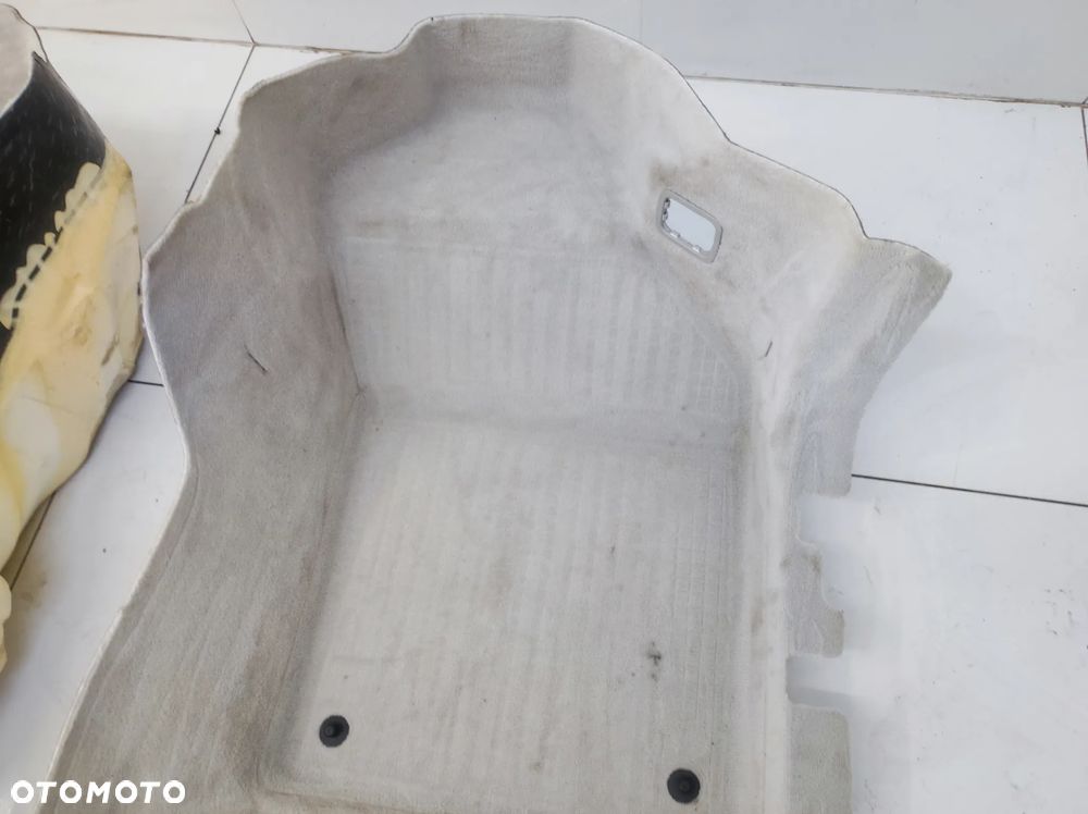 DYWAN WYKŁADZINA PODŁOGA EU VOLVO XC60 II 2 - 6