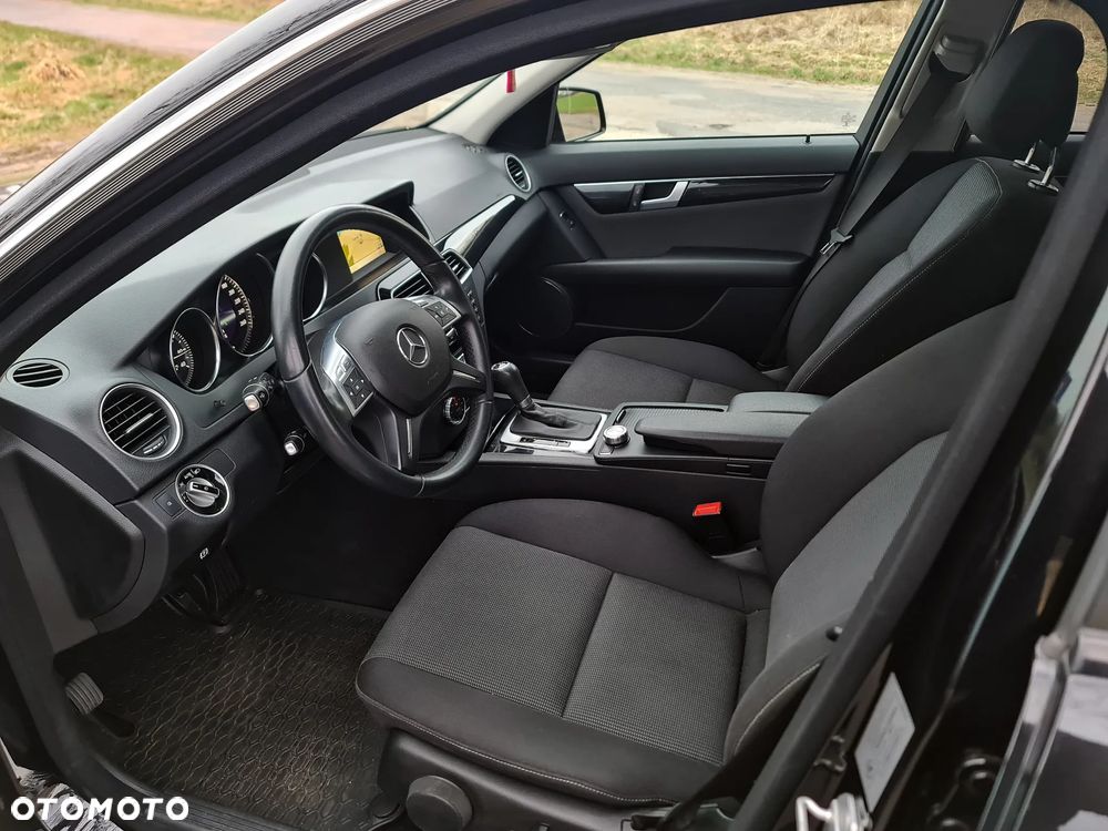 Mercedes-Benz Klasa C 180 (BlueEFFICIENCY) 7G-TRONIC - 7