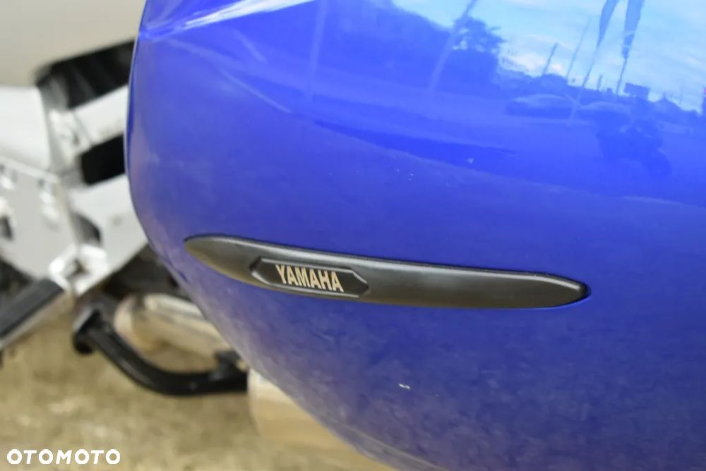Yamaha FJR - 17