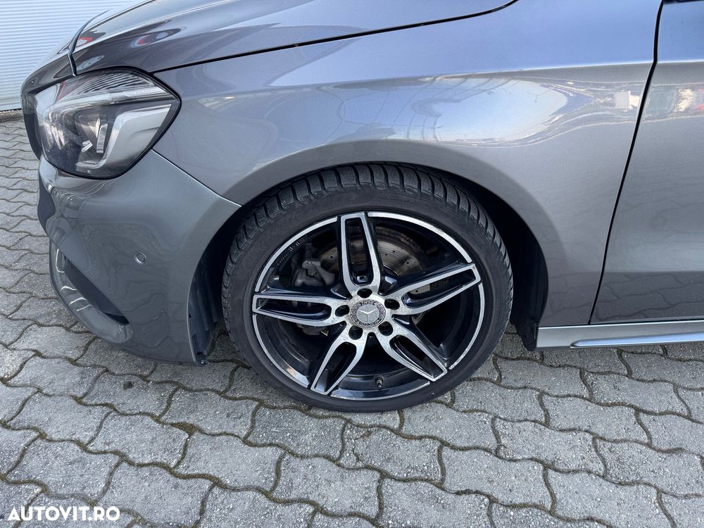 Mercedes-Benz A 200 d 7G-DCT AMG Line - 34