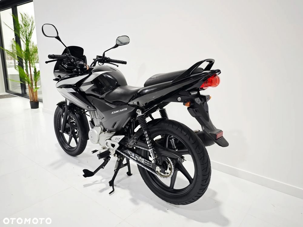 Honda CBF - 10