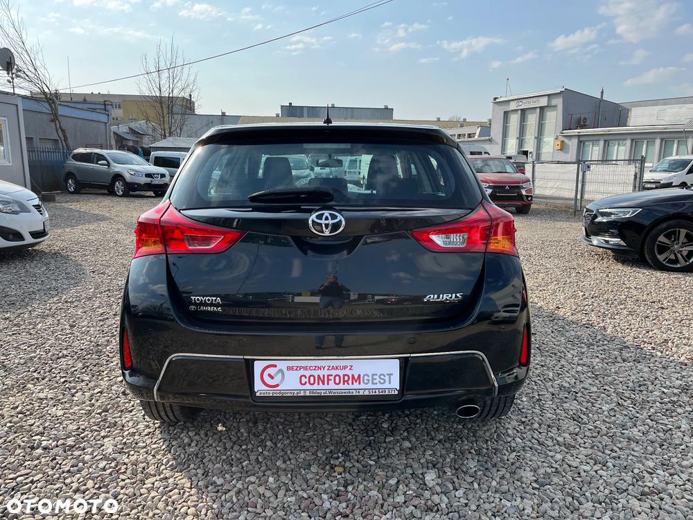 Toyota Auris - 8
