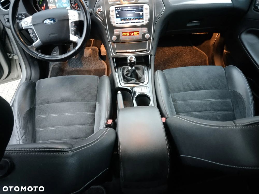 Ford Mondeo 2.0 TDCi Viva Titanium - 30