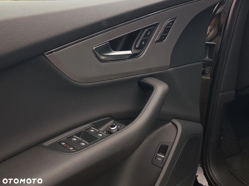 Audi Q7 - 9
