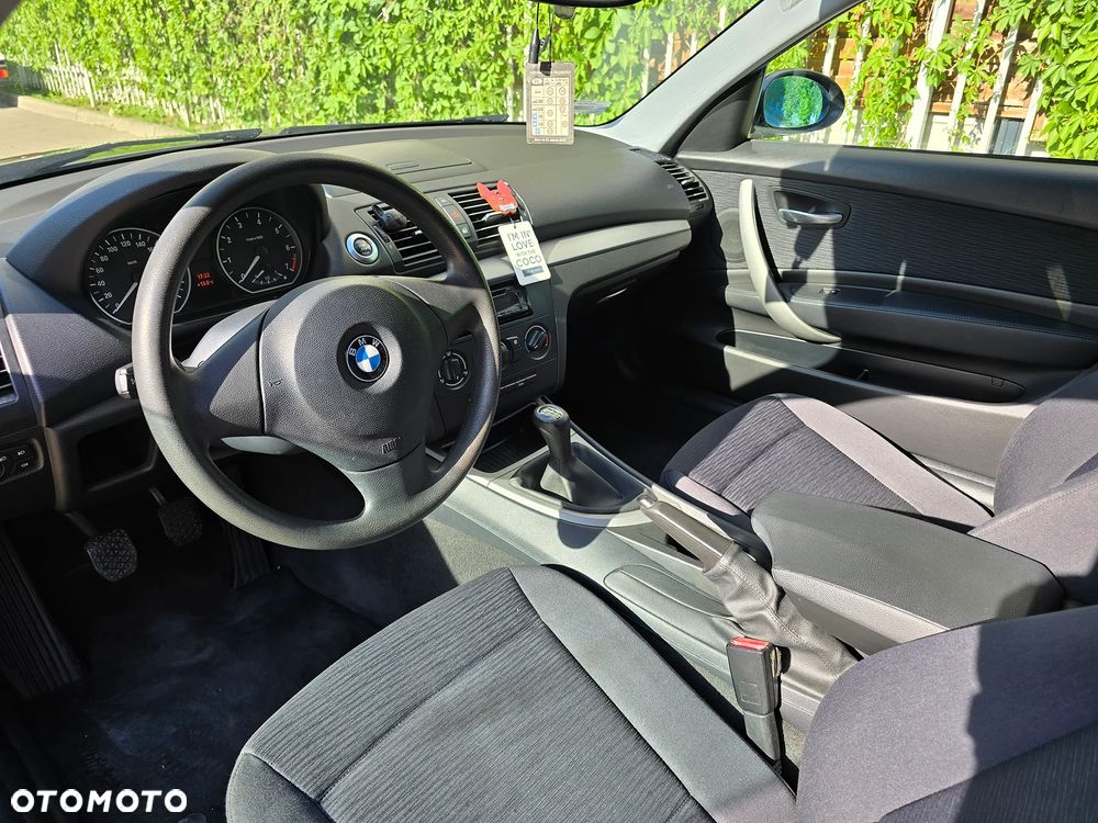 BMW Seria 1 - 10