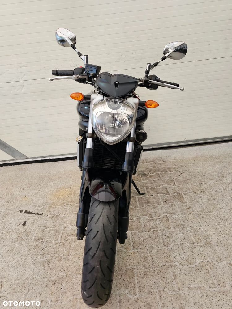 Yamaha FZ - 13