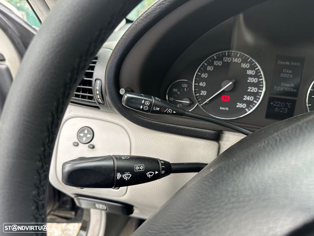 Mercedes-Benz C 220 CDi Sport Coupé Evolution AMG - 31