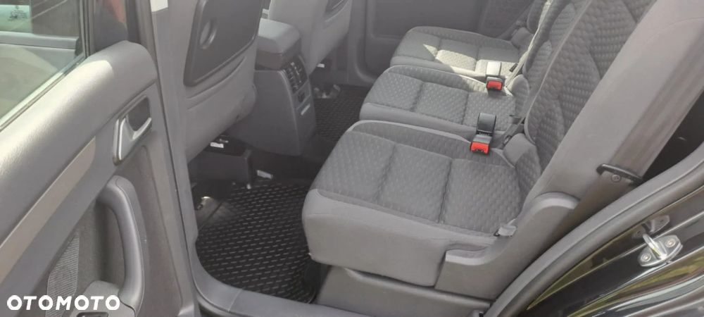 Volkswagen Touran 2.0 TDI DPF Life - 20