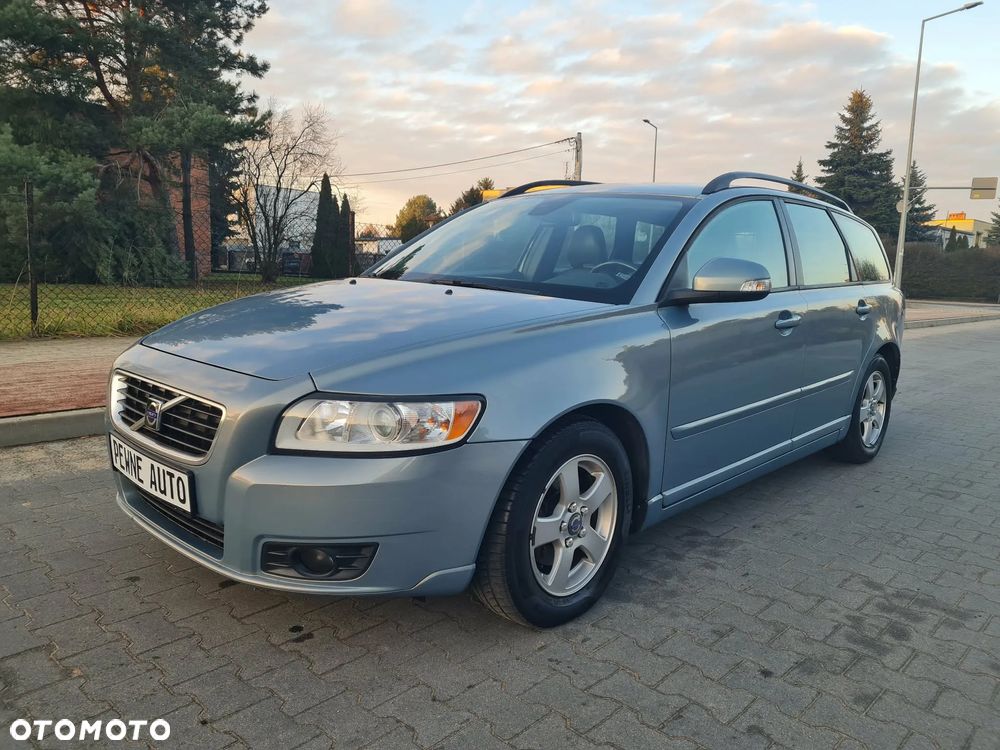 Volvo V50 1.6D DPF DRIVe Momentum - 1