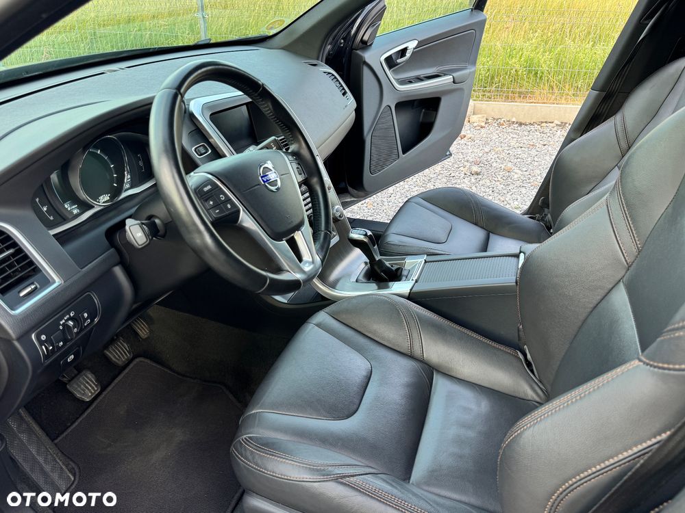 Volvo XC 60 D4 Summum - 21