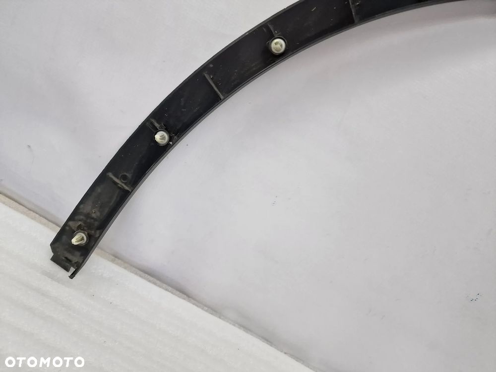 TESLA Y 21- LEWA PRZEDNIA PRZÓD LISTWA NA BŁOTNIK ŁADNA , NR 1658691-00-A / 1658695-00-A , NR AUKCJI NLB80 - 10