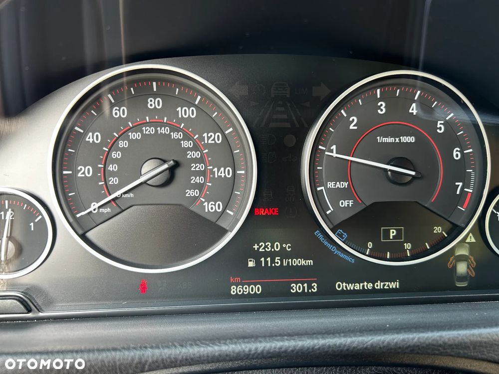 BMW Seria 3 340i M Sport - 12