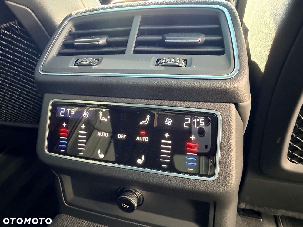 Audi A6 Avant 55 TFSI e quattro S tronic sport - 36