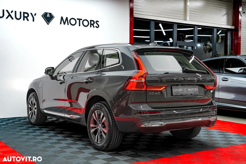Volvo XC 60 Recharge T6 Twin Engine eAWD Inscription Expression - 7