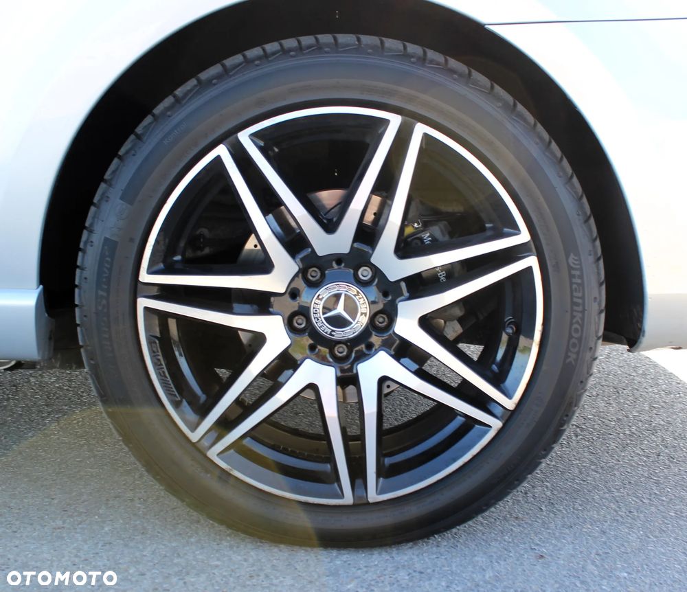 Mercedes-Benz Klasa V 300 d Avantgarde 9G-Tronic (d³ugi) - 21