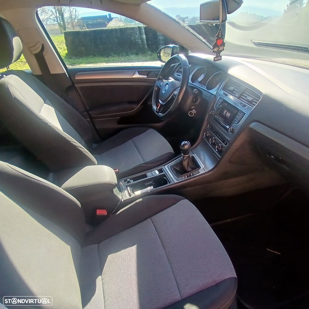 VW Golf 1.6 TDi BlueMotion Trendline - 13