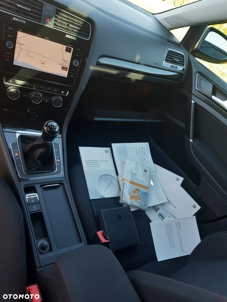 Volkswagen Golf 1.0 TSI Sound - 14