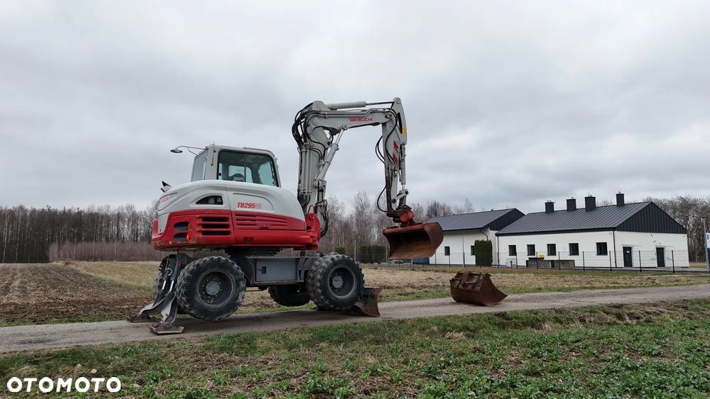 Takeuchi Tb 295w - 13